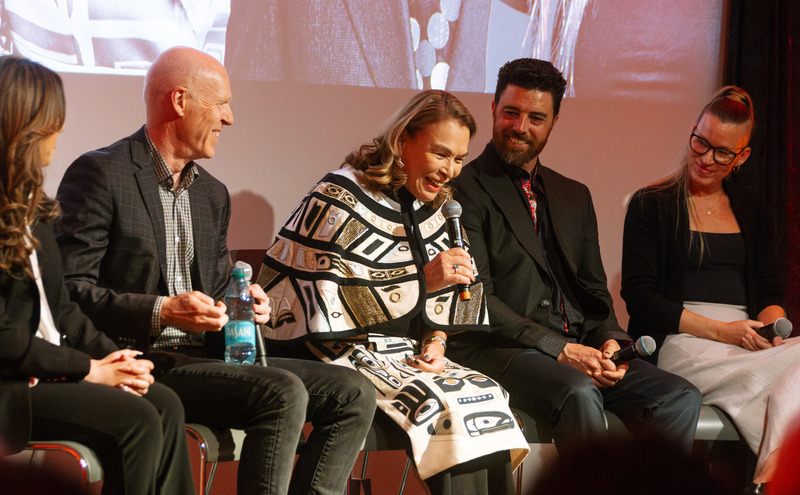Himikalas Pam Baker (centre) at the 2026 Alumni Awards of Excellence.