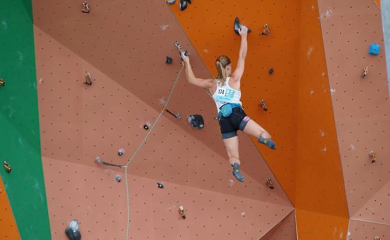 Ali climbing in New Caledonia