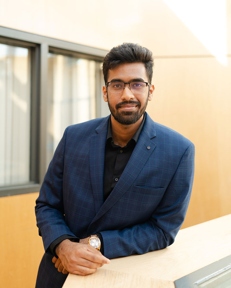 Business students win 2nd place at the 2022 AMA Collegiate Case Competition with their presentation