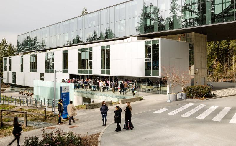 High school students are given a tour of the BOSA building