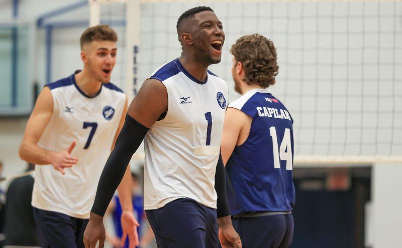 Rafael Hilario on court