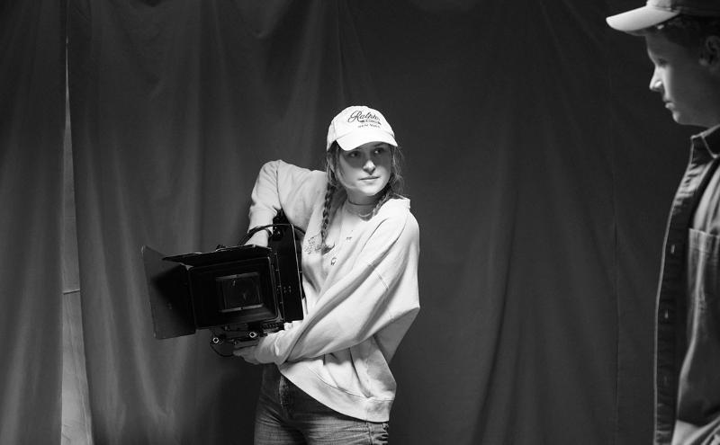 Sarah Buchanan operates the camera on a third-year student film project, Undone Grove. Photo credit: Bruce Yan.