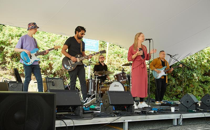 One of CapU’s alumni bands takes the stage