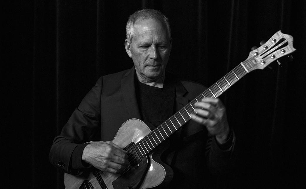 CapU Jazz instructor Bill Coon playing guitar