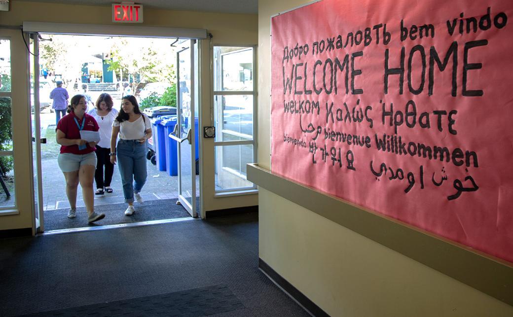 Students moving into CapU Residence