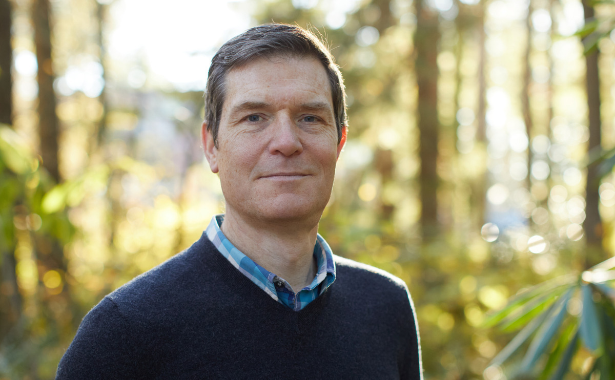 Graham Cook headshot